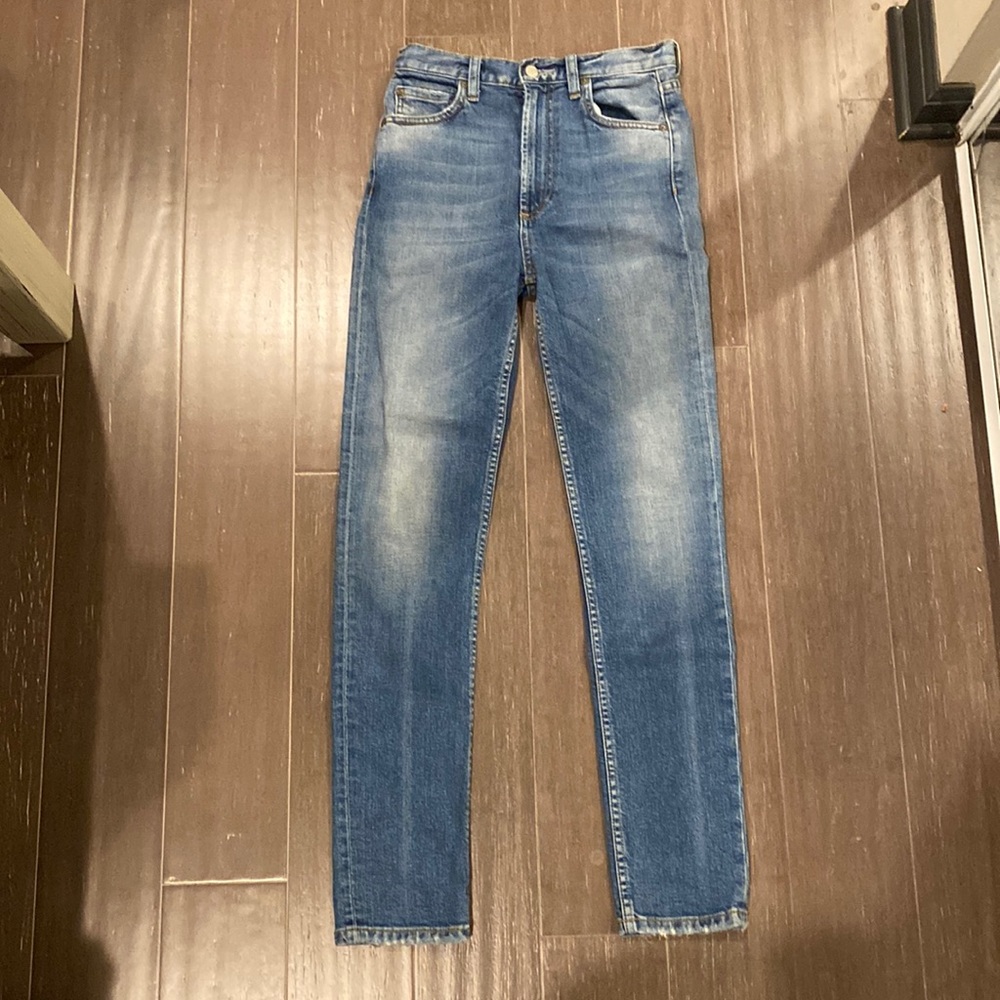 Boyish jeans
